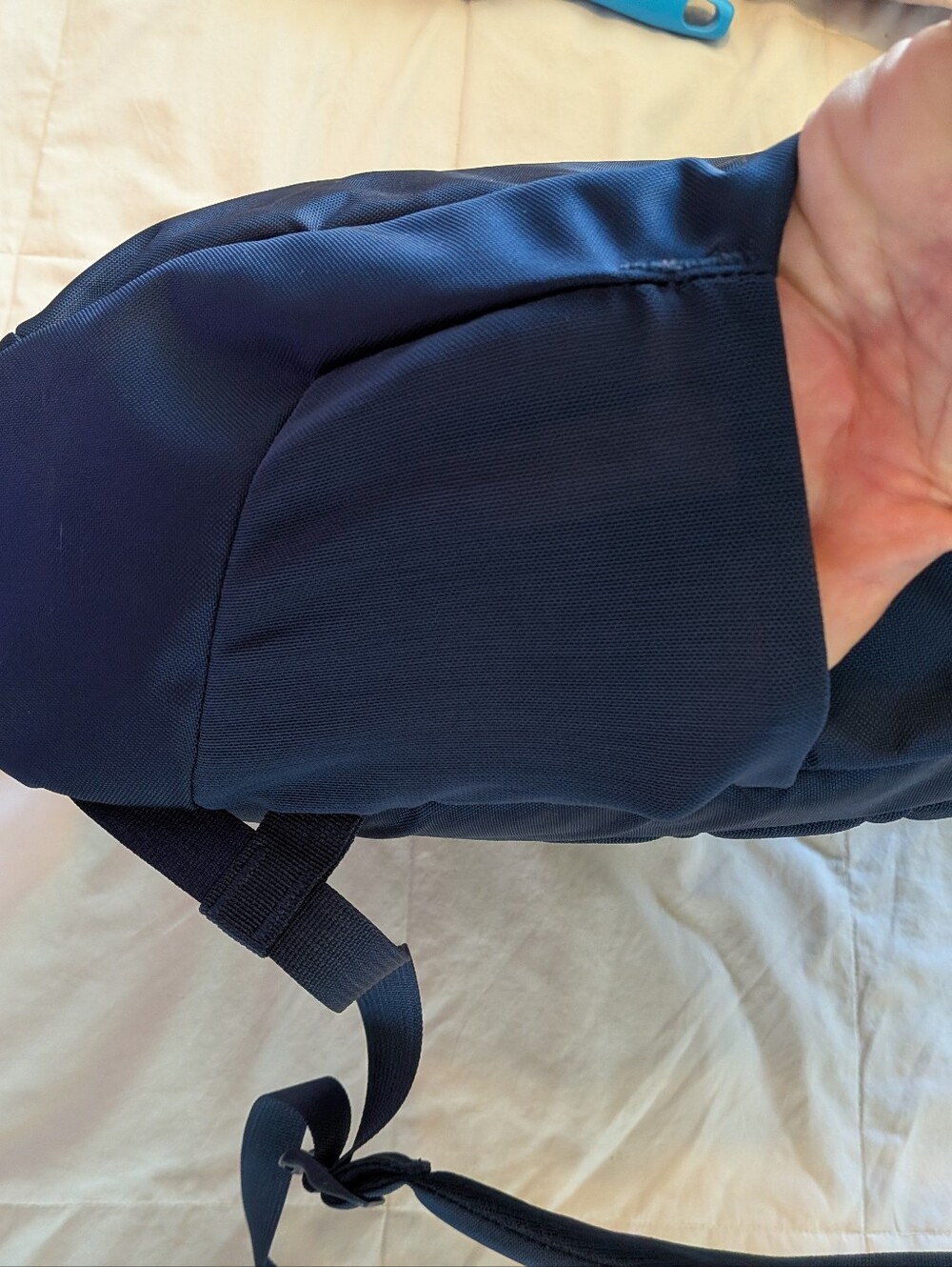 Patagonia Navy Backpack / EUC - Picture 4 of 8